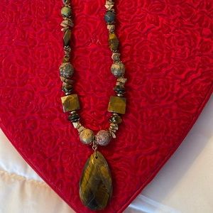 Tiger eye necklace with a pendant